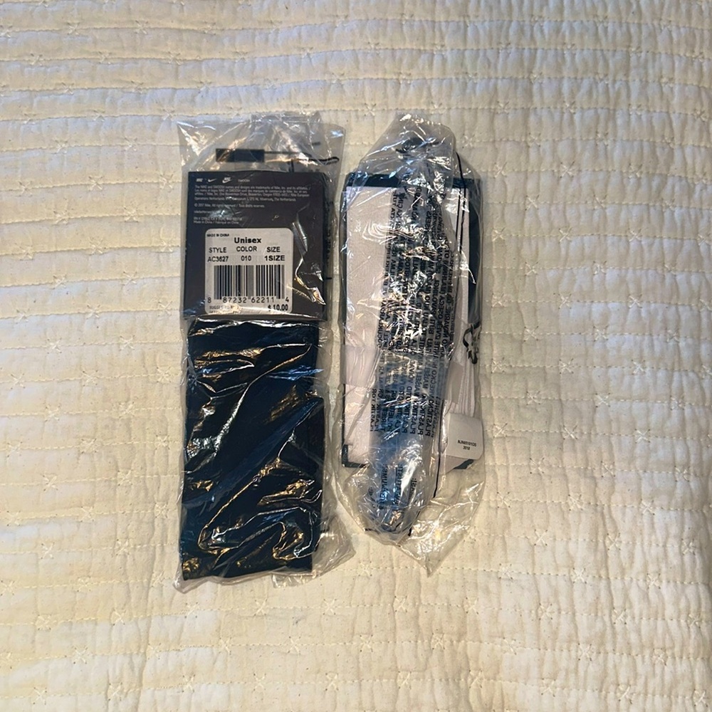 Nike White and Black Dri-fit tie headbands